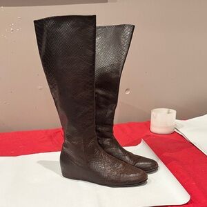 Stuart Weitzman Textured Brown Heeled Boots
